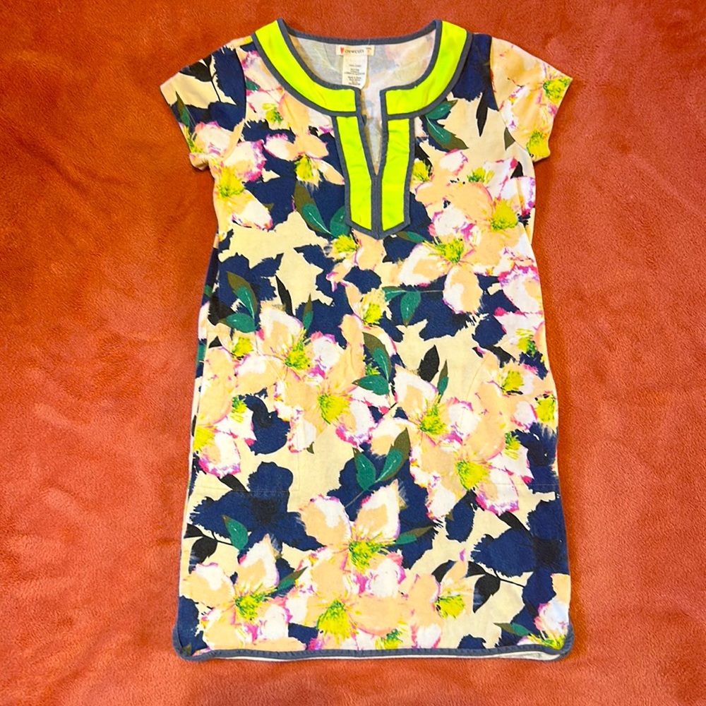 Crewcuts size 7 floral short sleeve dress.